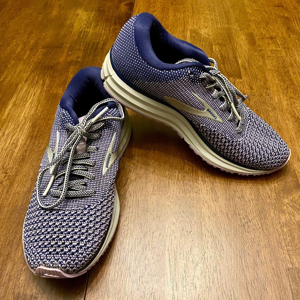 Brooks Revel 2 running shoe